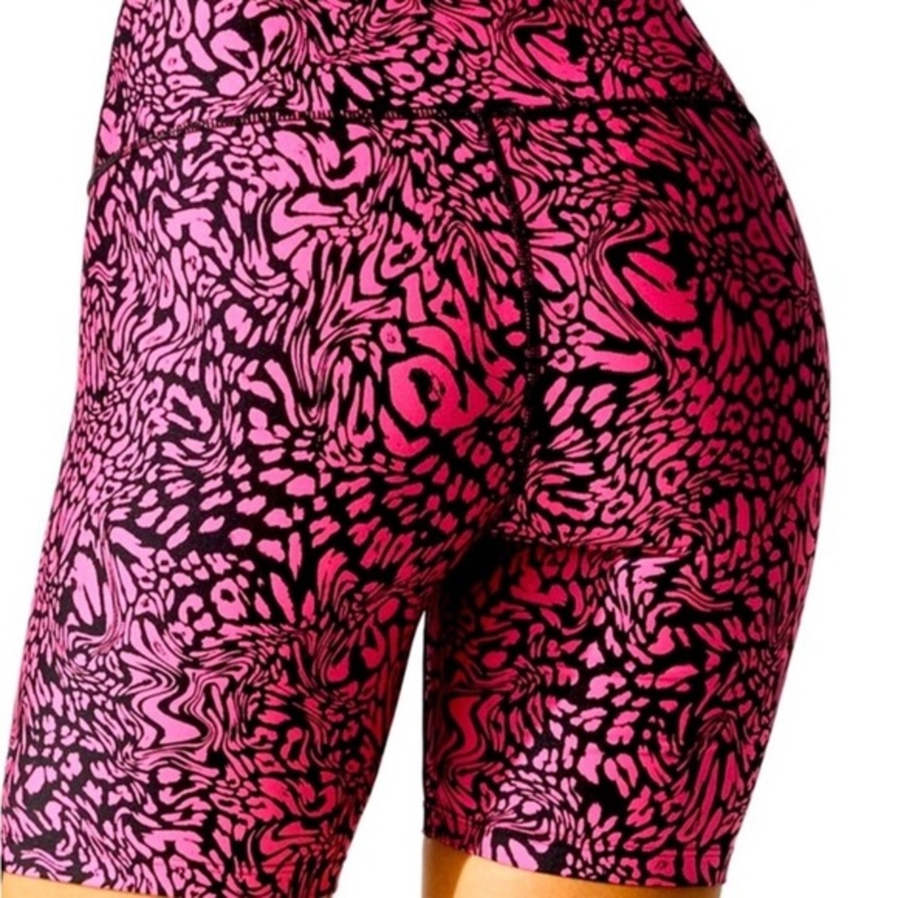 Carbon38 Swirly Leopard Printed Biker Short in pink/black, size small, like new! - Picture 4 of 6